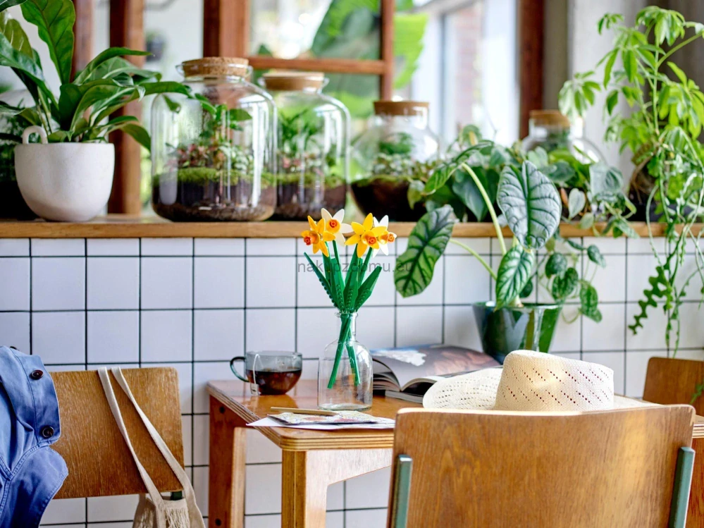 LEGO Icons 40747 Narcisy