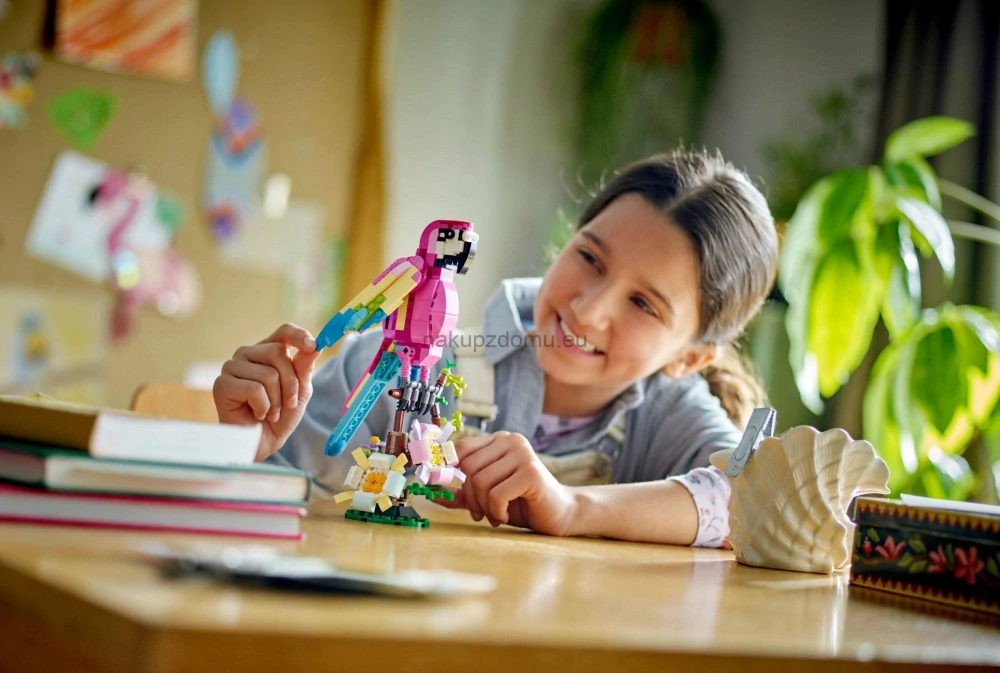 LEGO Creator 31144 Exotický růžový papoušek